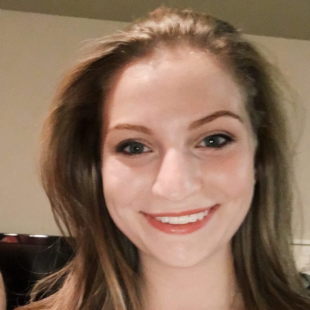 Meet your Posher, Alissa